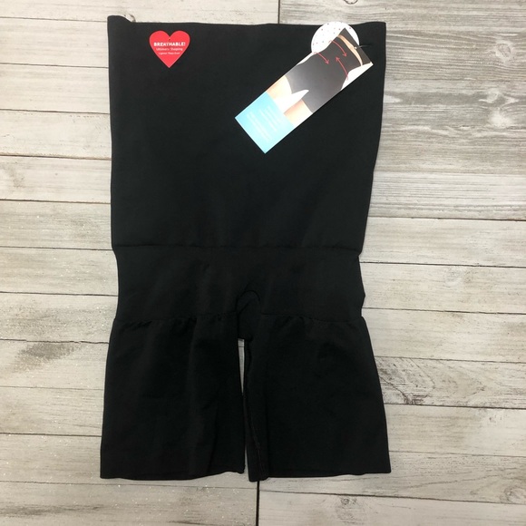 🆕 Spanx Asset High Waisted Mid Thigh Shaper - Picture 4 of 8